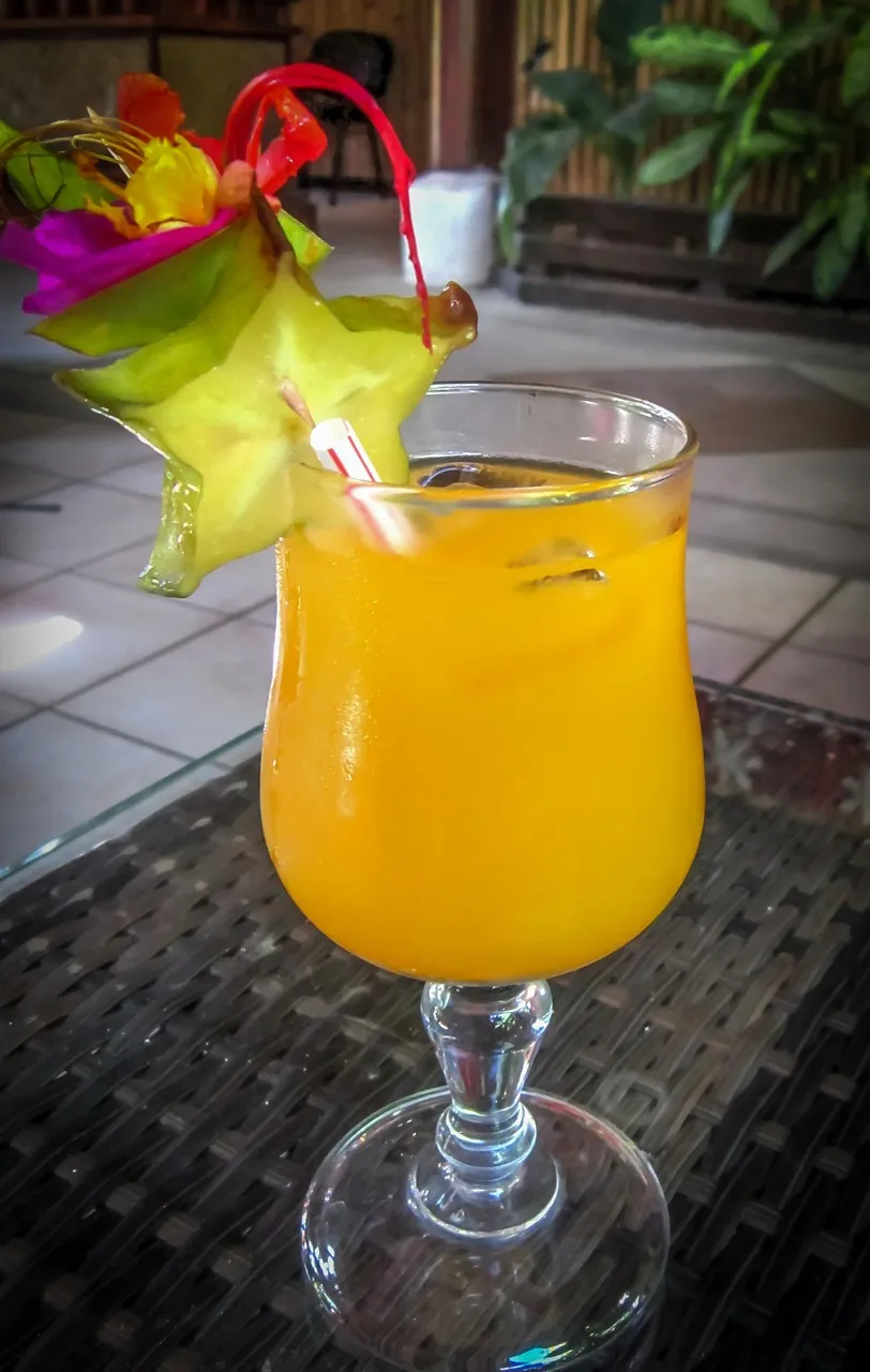 ron barcelo, rum, cocktail, pineapple
