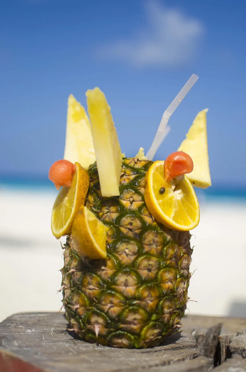 ron barcelo, rum, cocktail, pineapple